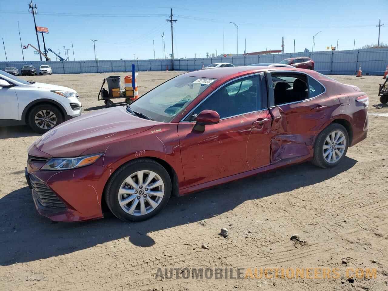 4T1B11HK7JU598028 TOYOTA CAMRY 2018