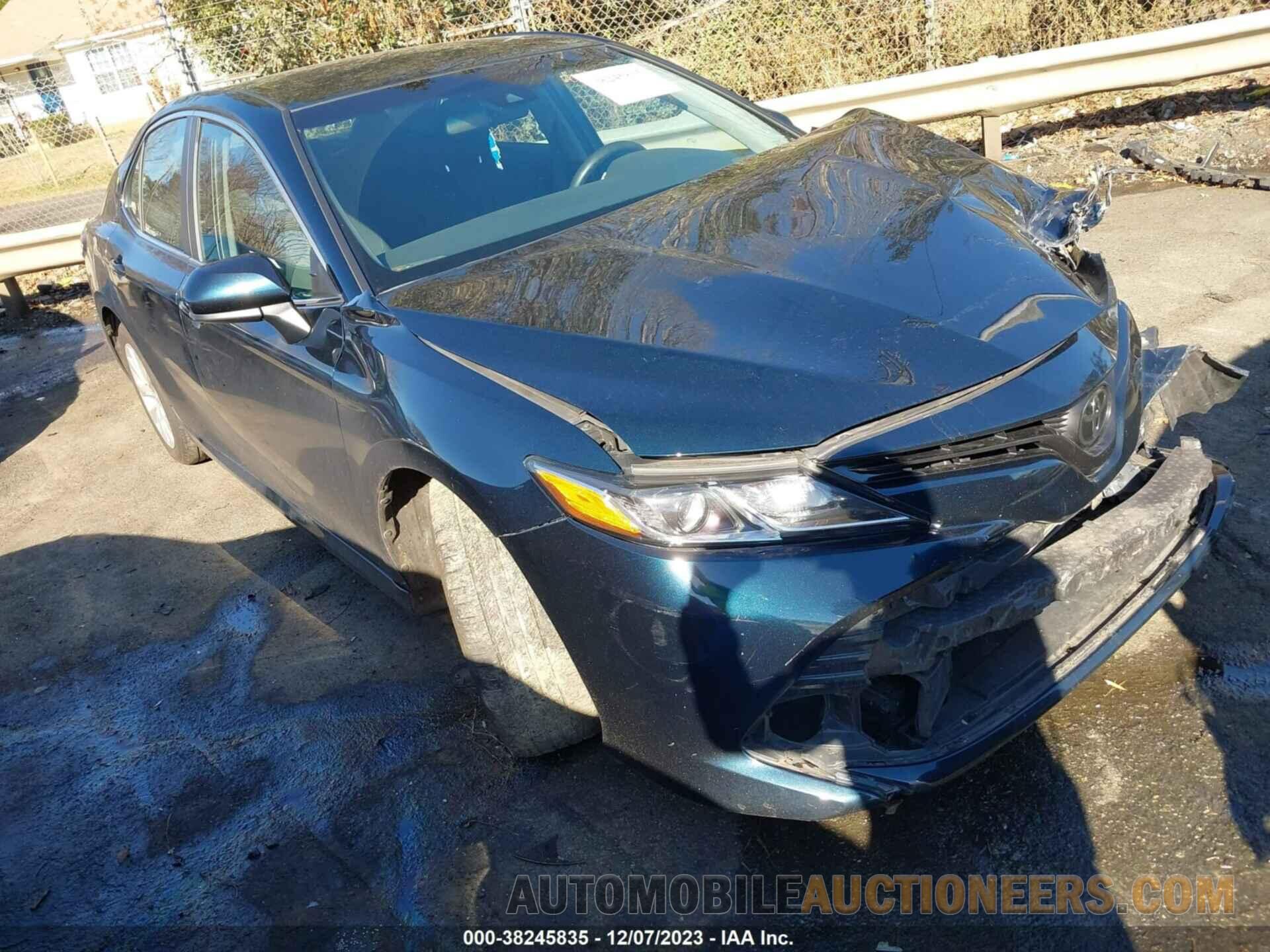 4T1B11HK7JU605348 TOYOTA CAMRY 2018