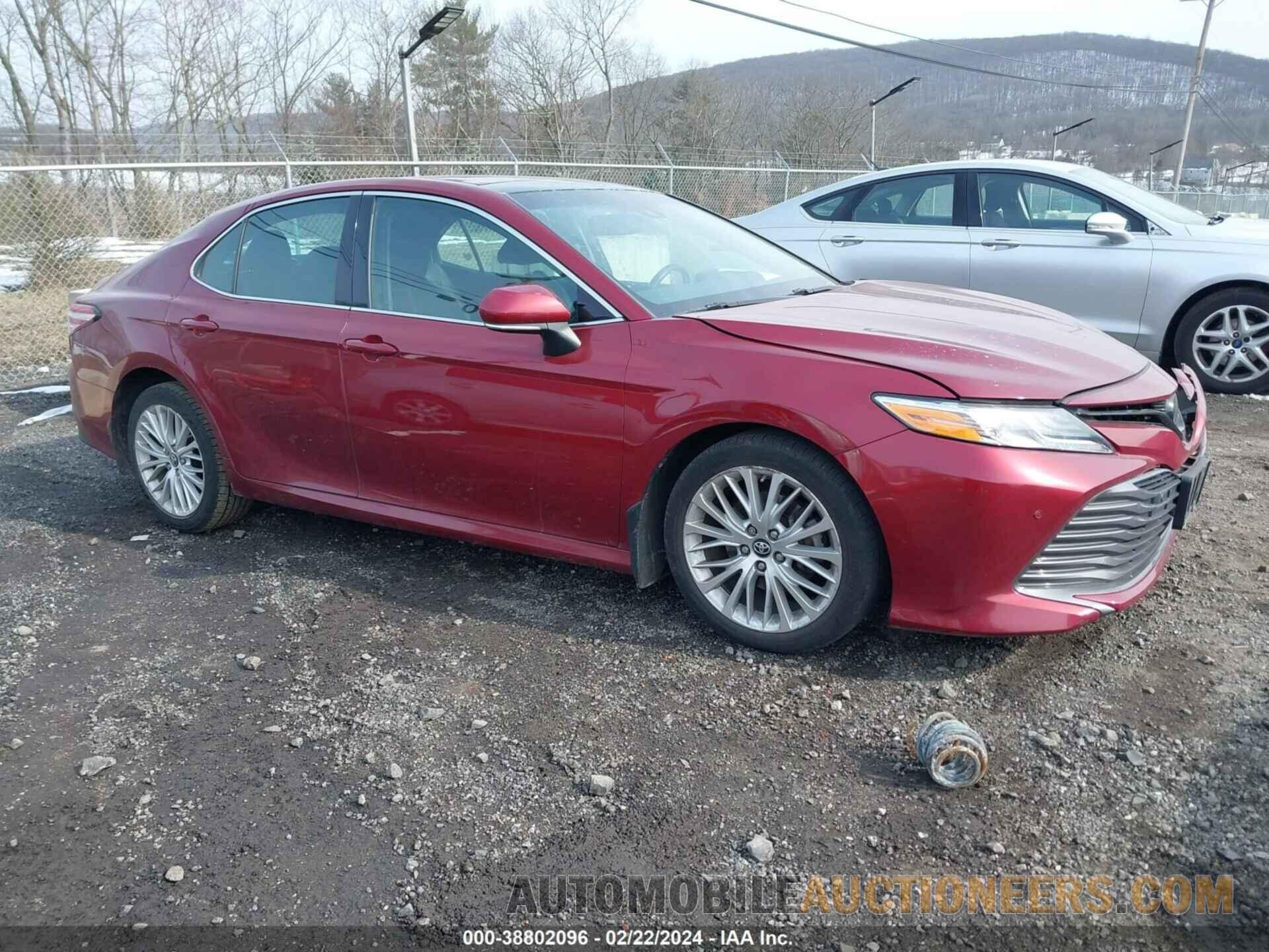 4T1B11HK7JU605785 TOYOTA CAMRY 2018