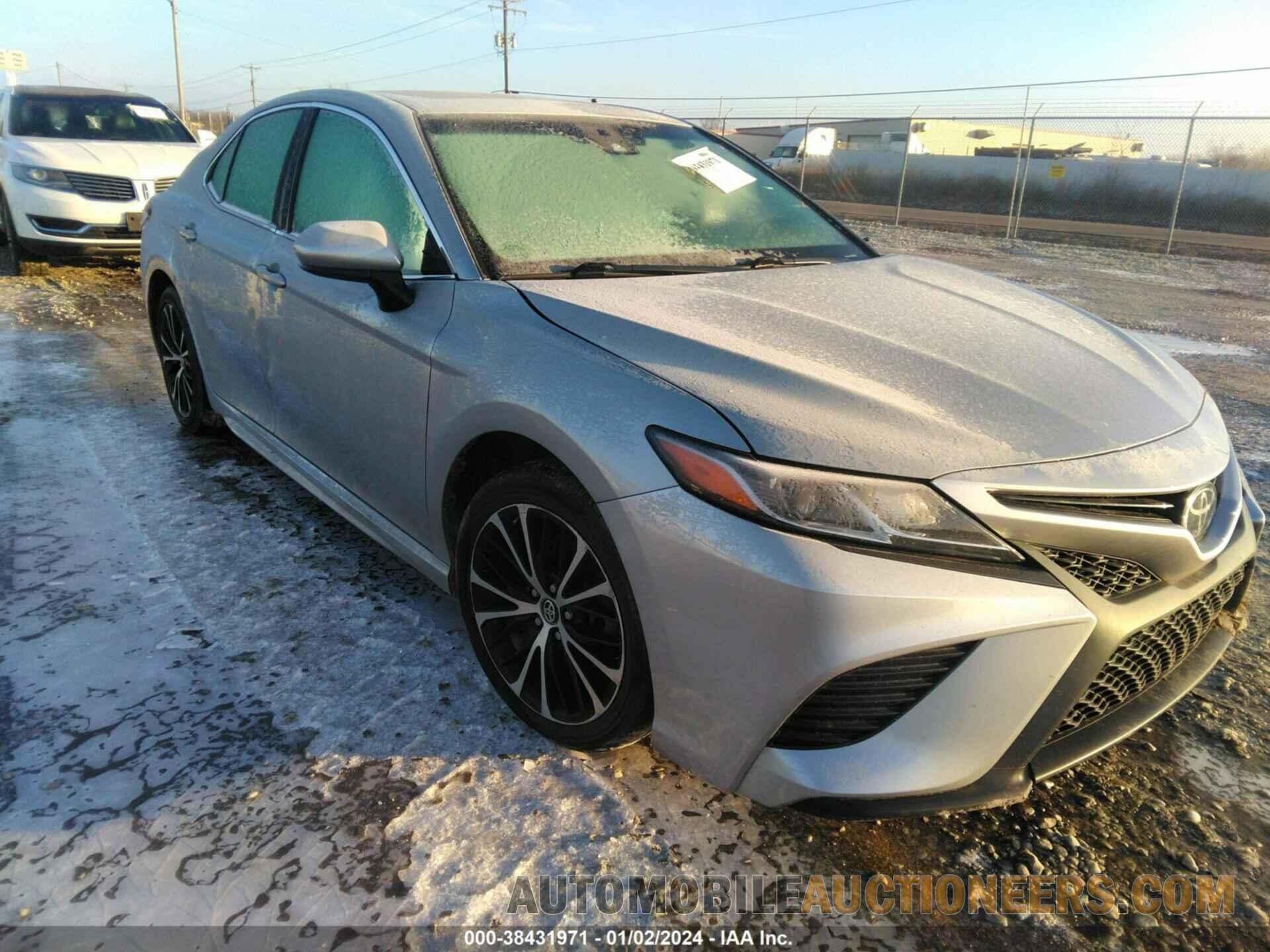 4T1B11HK7JU609965 TOYOTA CAMRY 2018