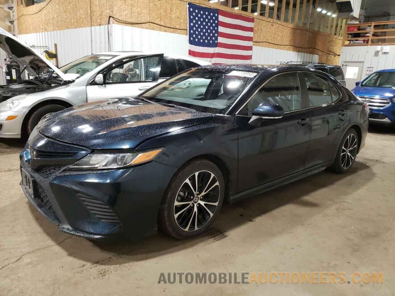 4T1B11HK7JU610291 TOYOTA CAMRY 2018