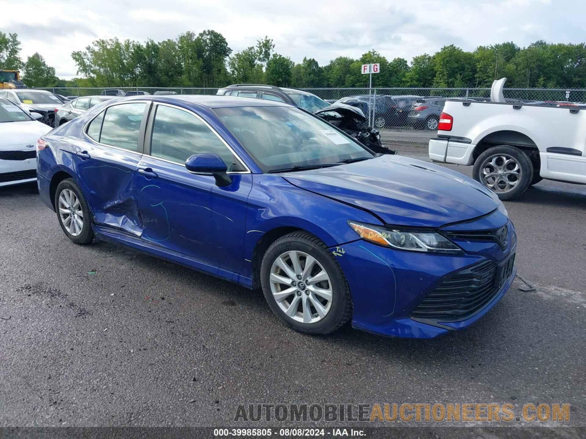 4T1B11HK7JU611411 TOYOTA CAMRY 2018