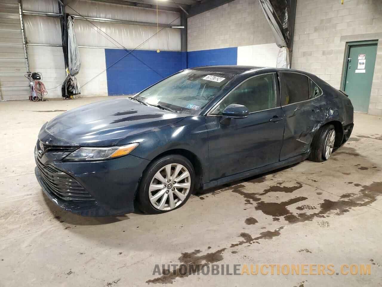 4T1B11HK7JU612218 TOYOTA CAMRY 2018