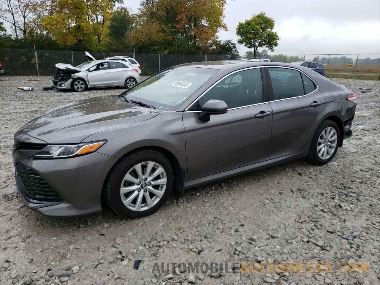 4T1B11HK7JU615149 TOYOTA CAMRY 2018