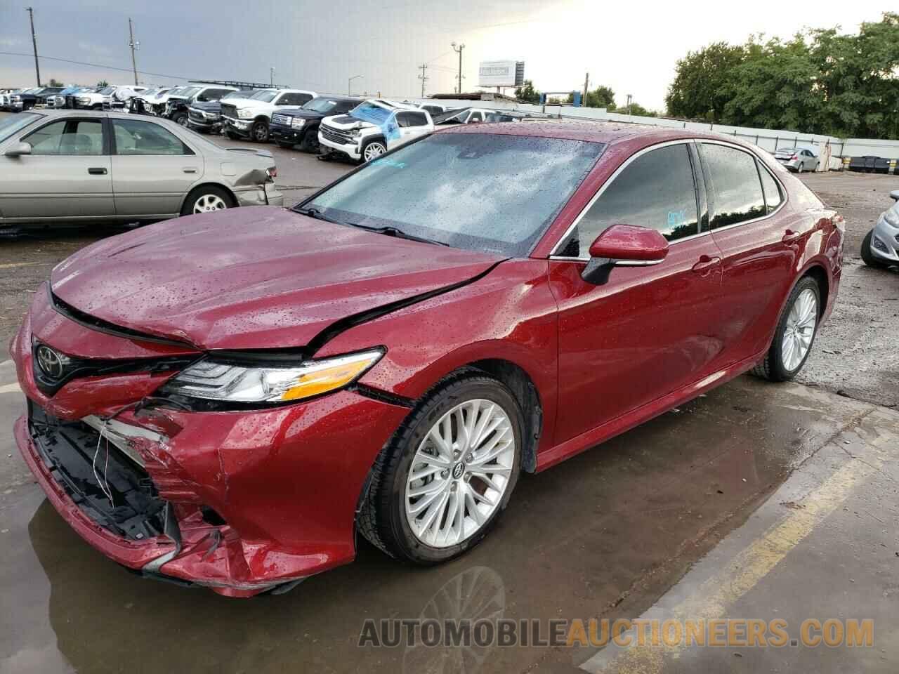 4T1B11HK7JU622439 TOYOTA CAMRY 2018