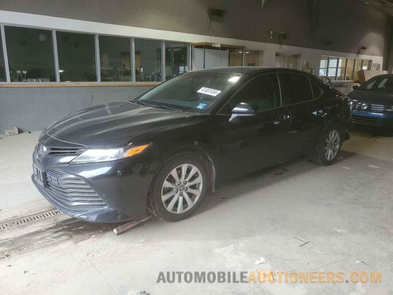 4T1B11HK7JU625096 TOYOTA CAMRY 2018