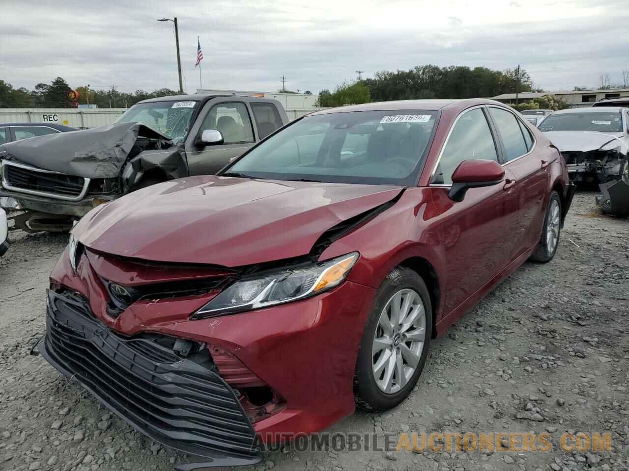 4T1B11HK7JU638804 TOYOTA CAMRY 2018