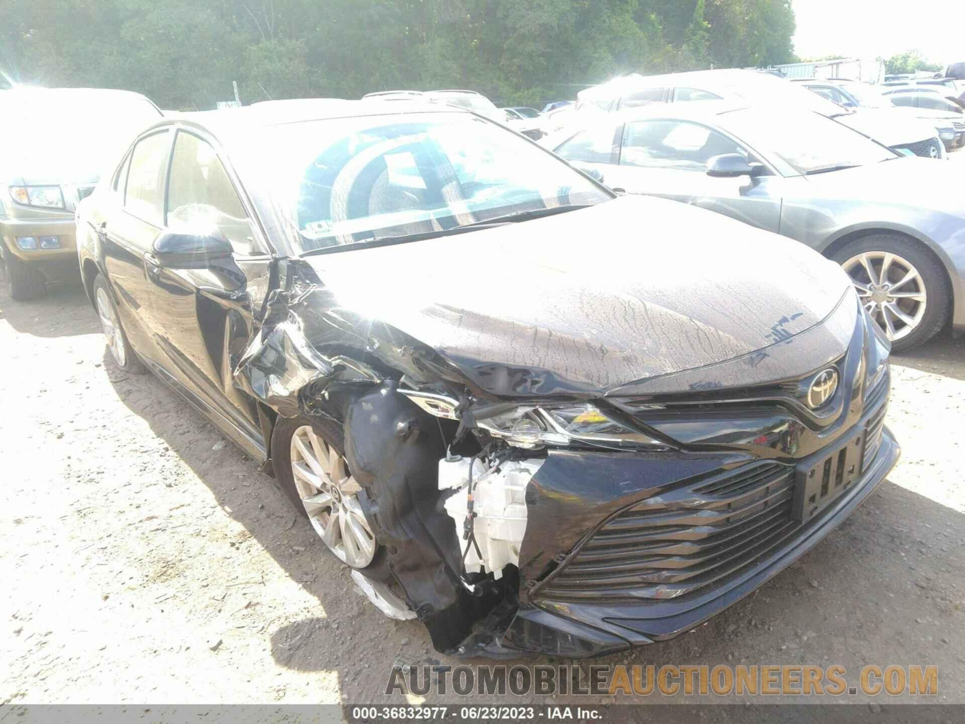 4T1B11HK7JU643615 TOYOTA CAMRY 2018