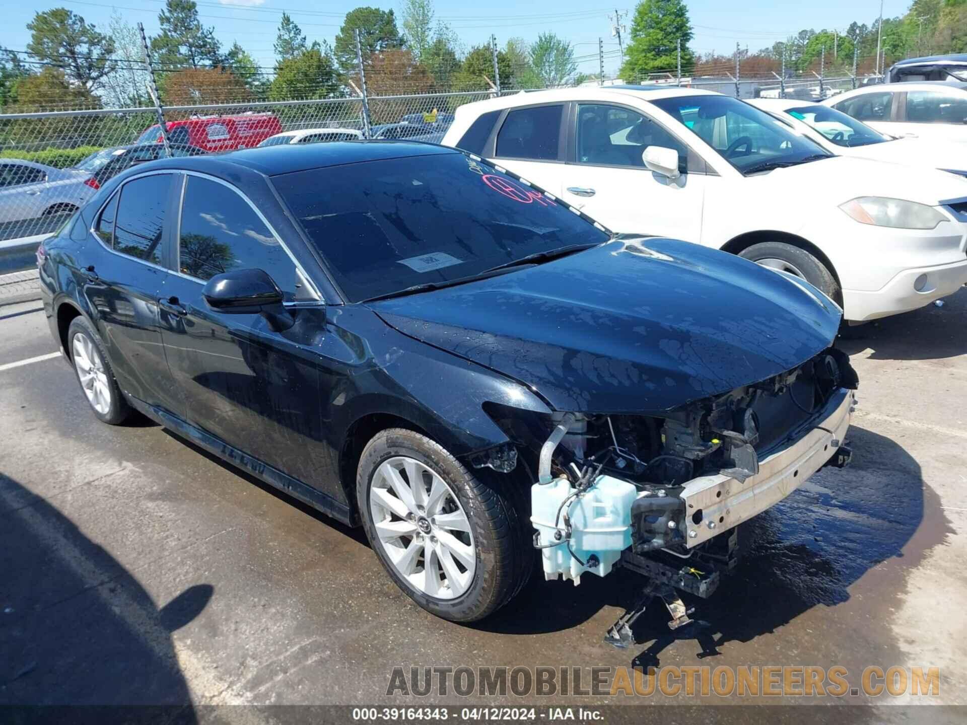 4T1B11HK7JU647759 TOYOTA CAMRY 2018