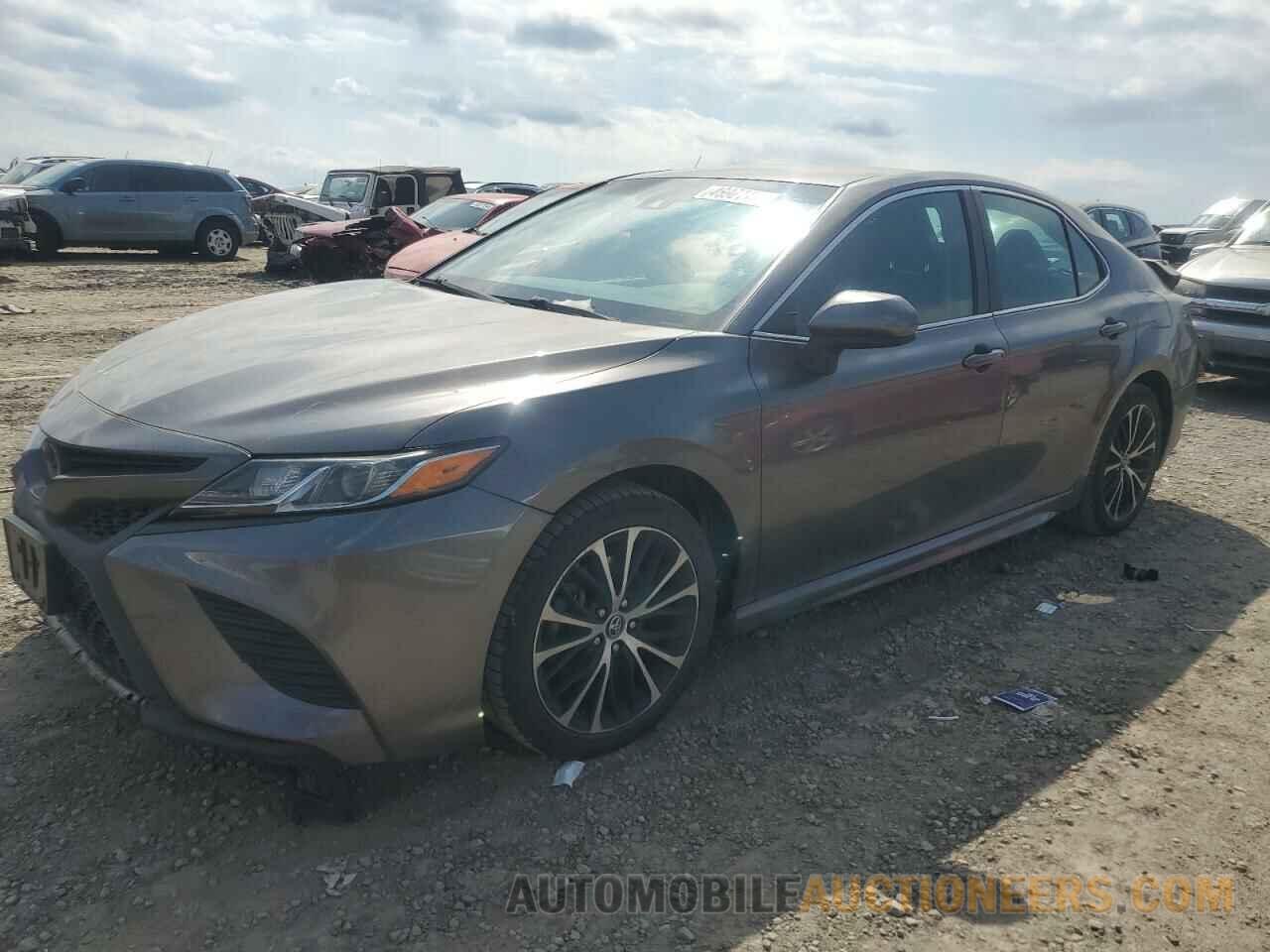 4T1B11HK7JU650791 TOYOTA CAMRY 2018