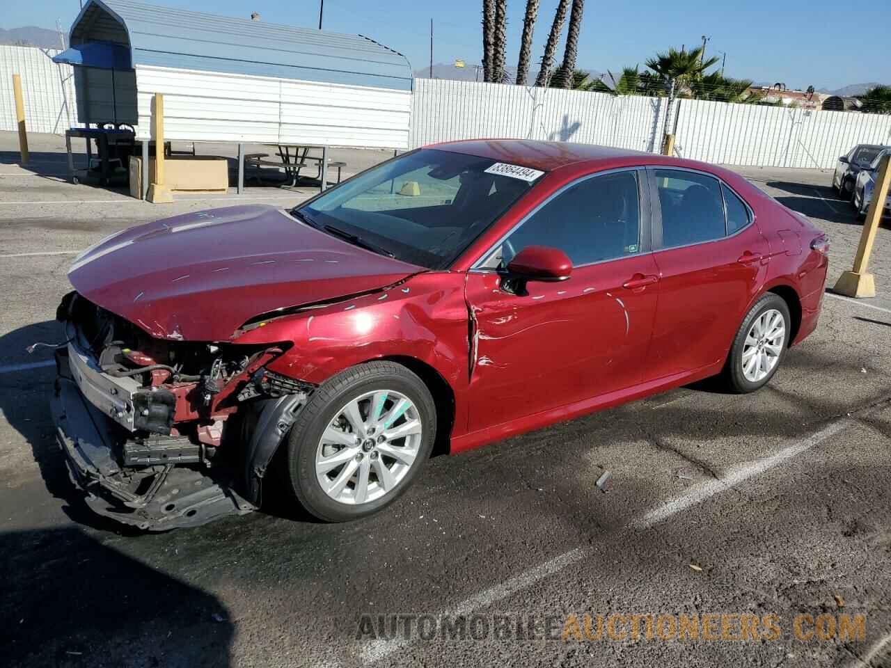 4T1B11HK7JU652072 TOYOTA CAMRY 2018