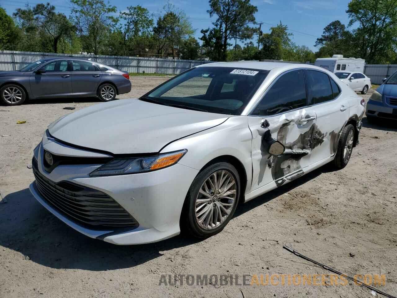 4T1B11HK7JU653125 TOYOTA CAMRY 2018