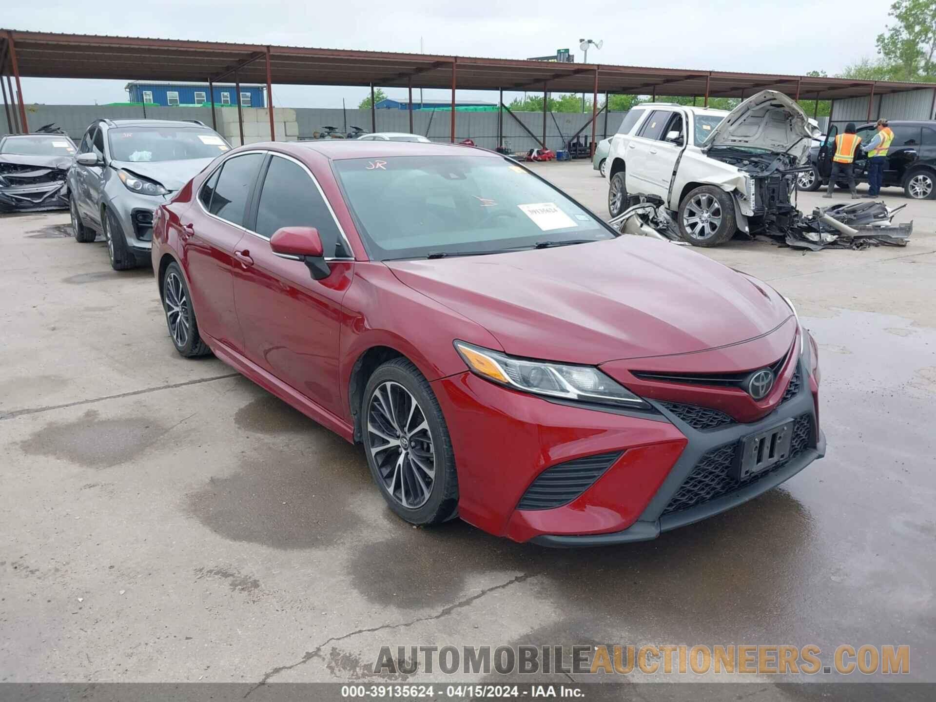 4T1B11HK7JU655957 TOYOTA CAMRY 2018