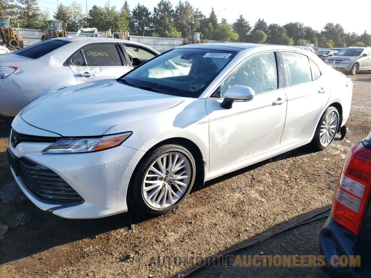 4T1B11HK7JU661905 TOYOTA CAMRY 2018