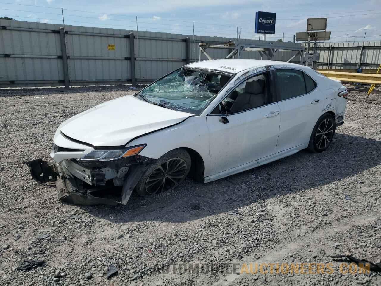 4T1B11HK7JU663251 TOYOTA CAMRY 2018