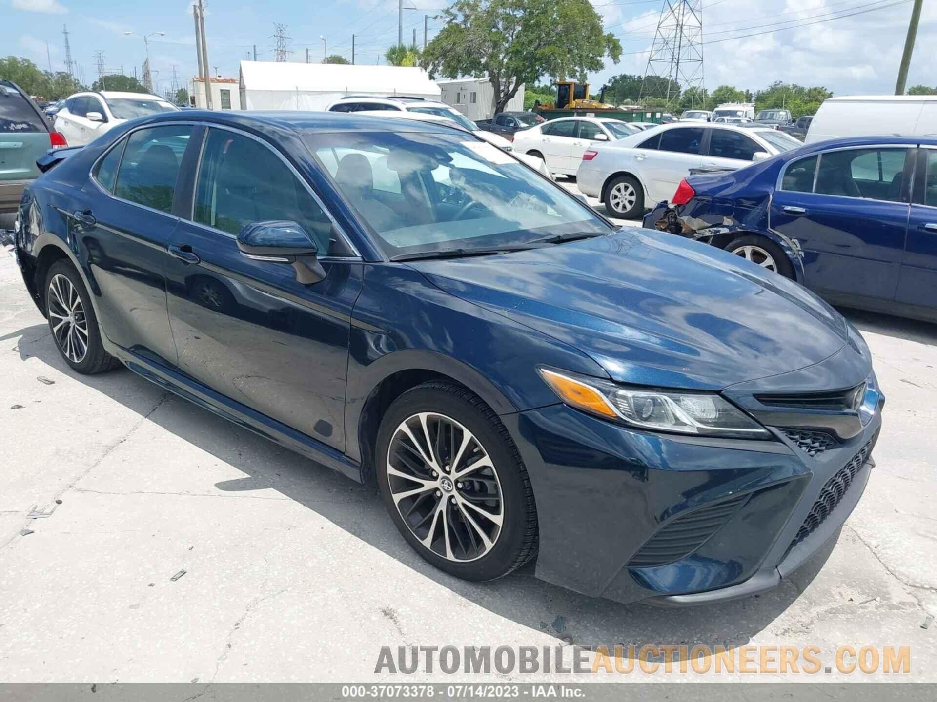 4T1B11HK7JU663752 TOYOTA CAMRY 2018