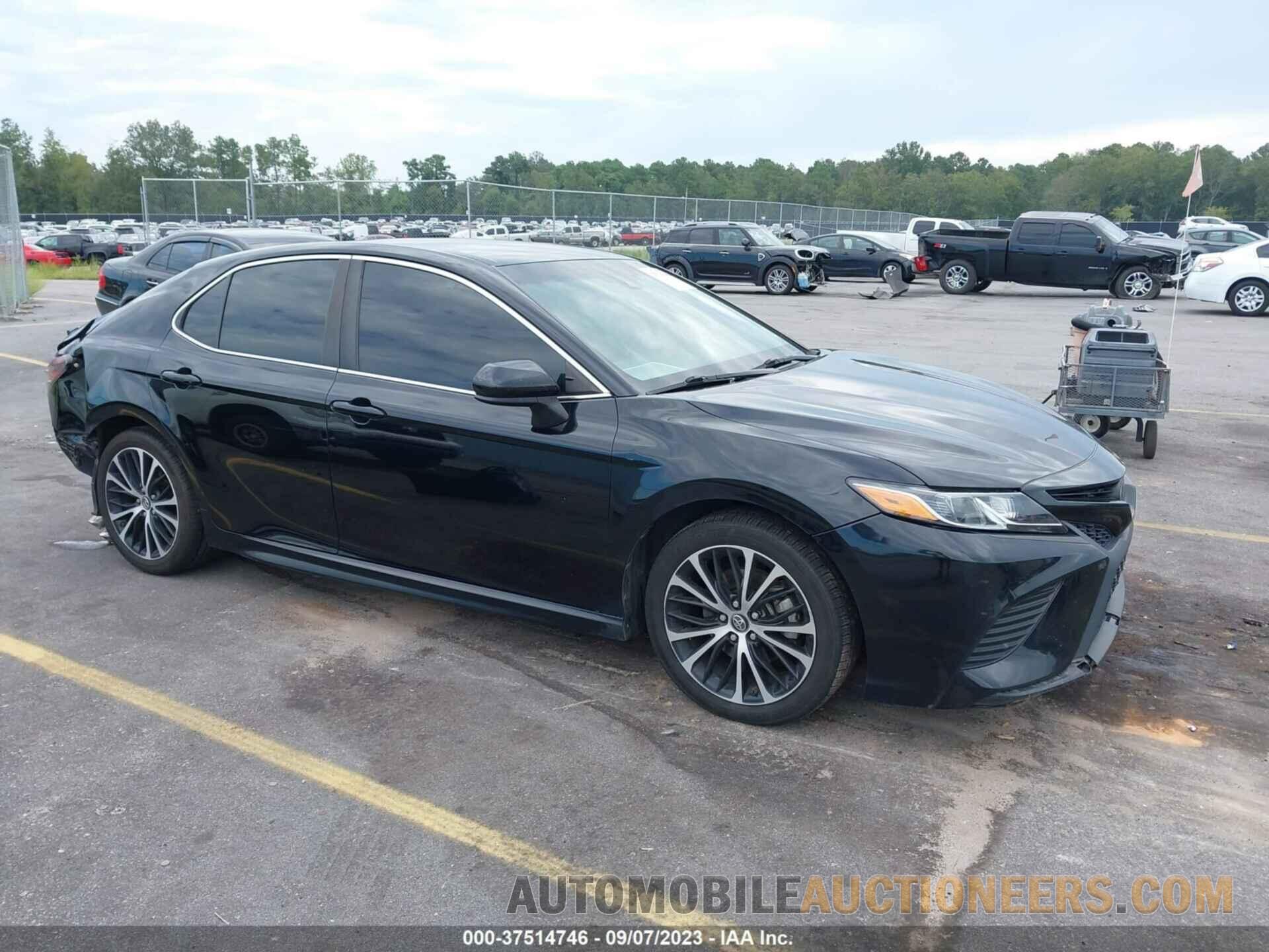 4T1B11HK7JU664948 TOYOTA CAMRY 2018