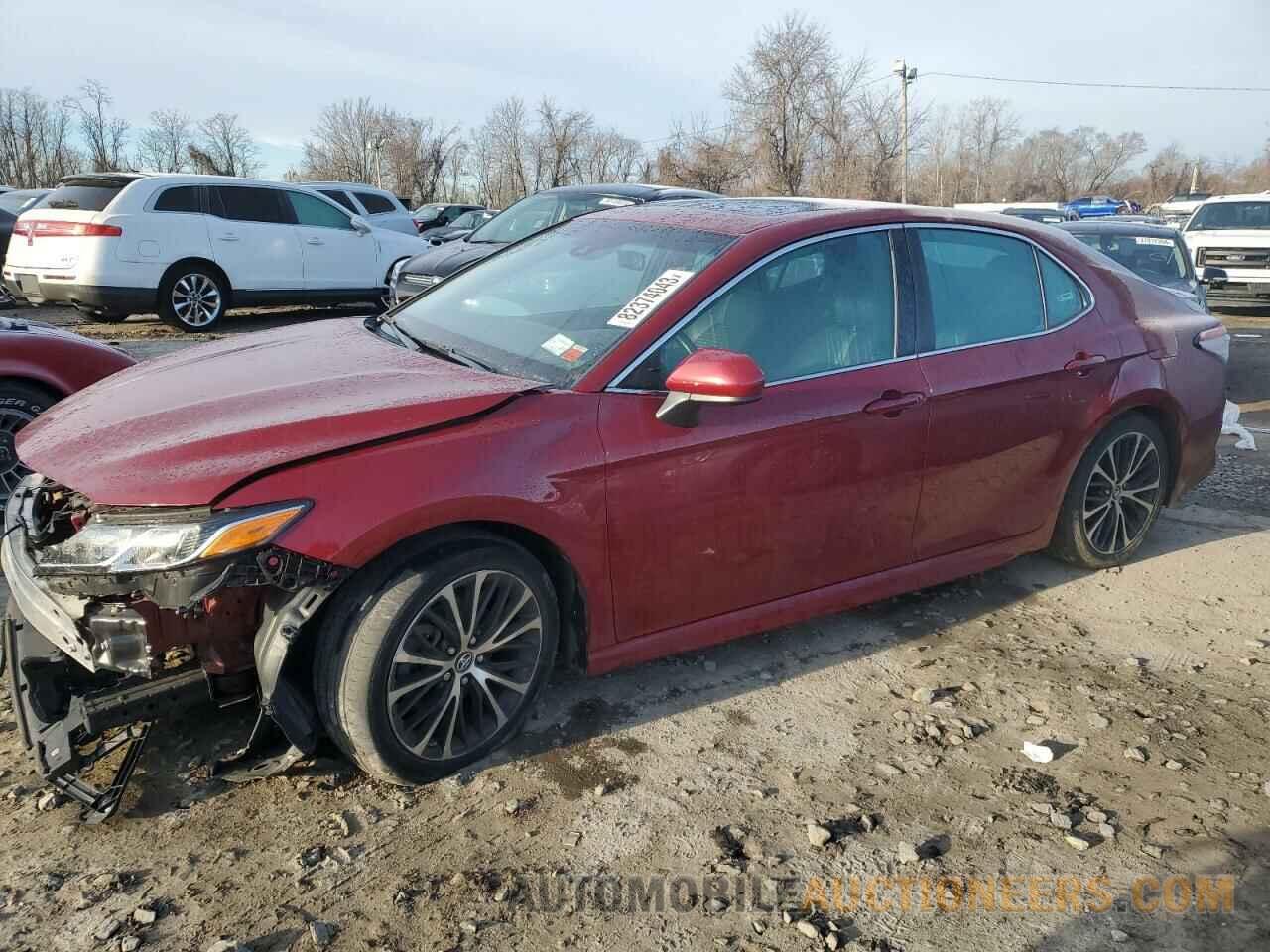 4T1B11HK7JU664979 TOYOTA CAMRY 2018