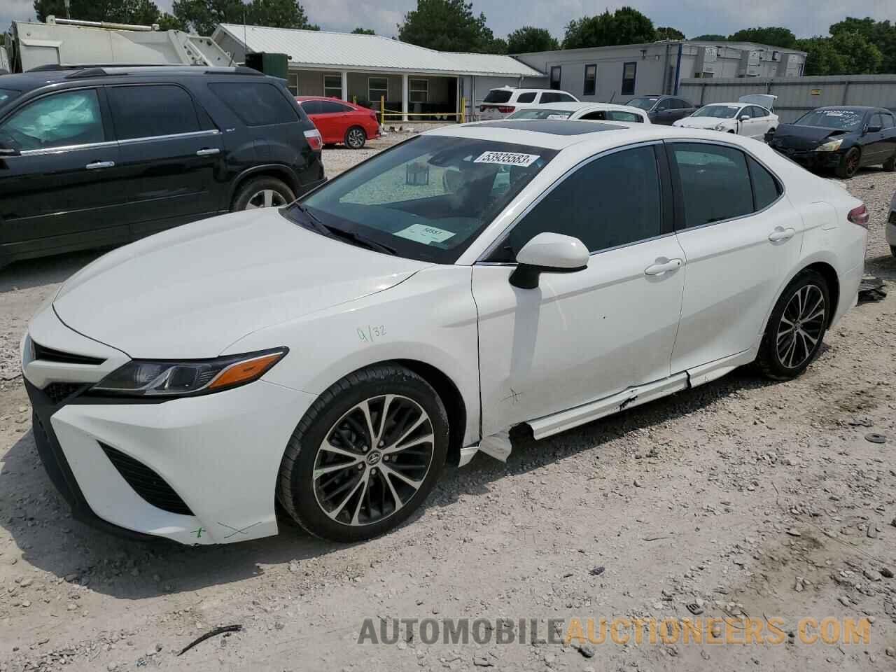 4T1B11HK7JU669986 TOYOTA CAMRY 2018