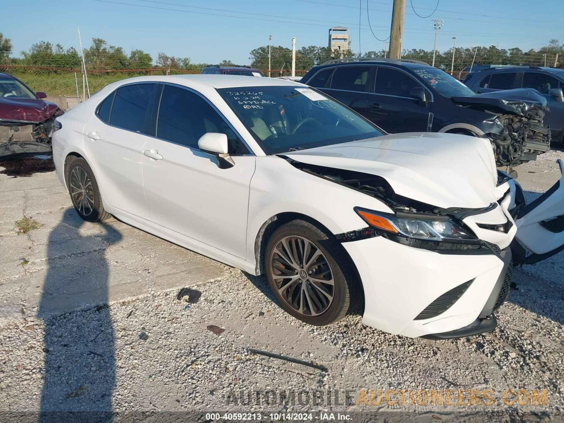 4T1B11HK7JU671902 TOYOTA CAMRY 2018