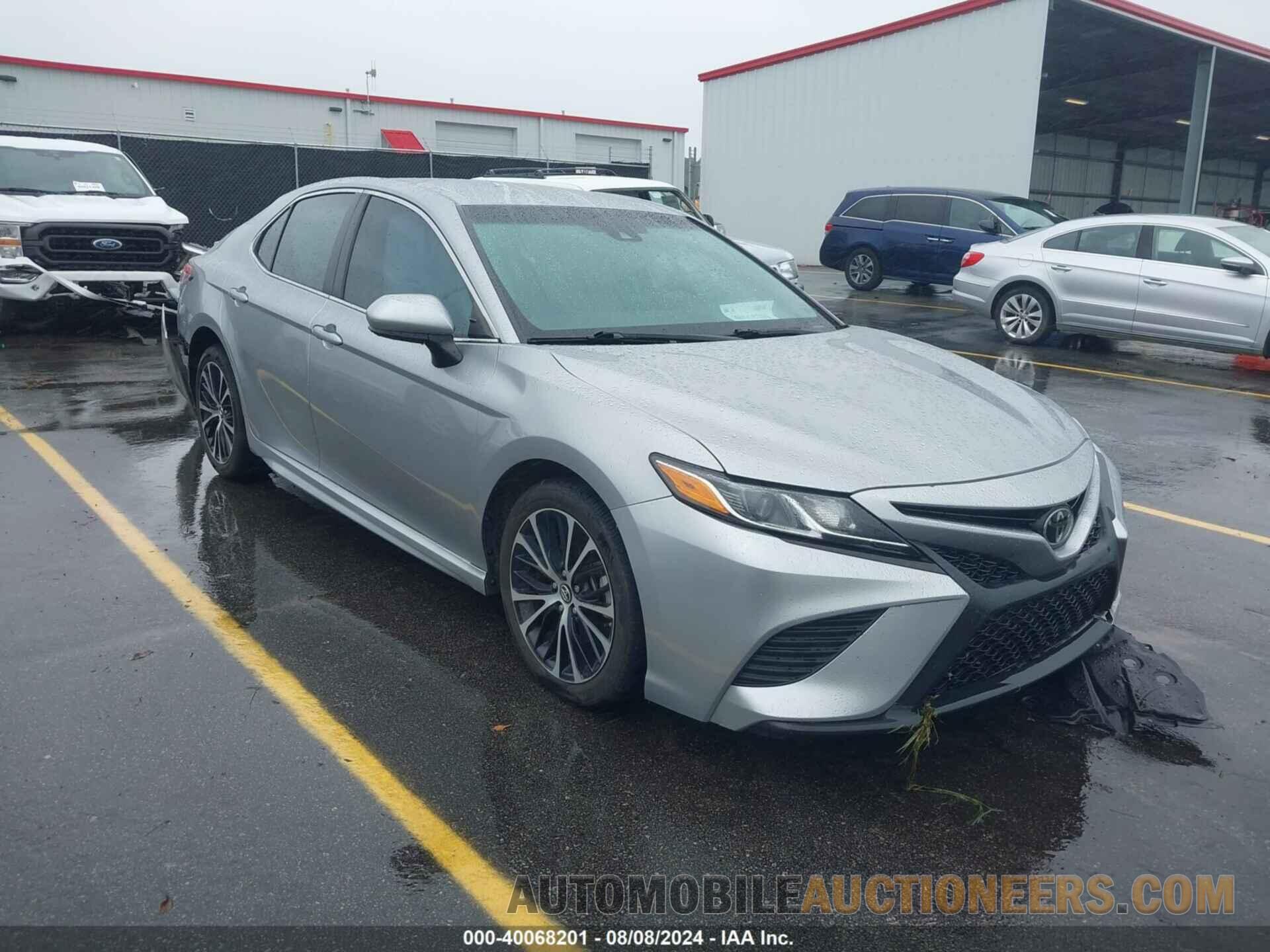 4T1B11HK7JU674766 TOYOTA CAMRY 2018