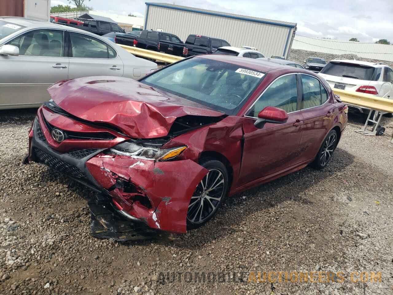 4T1B11HK7JU676050 TOYOTA CAMRY 2018