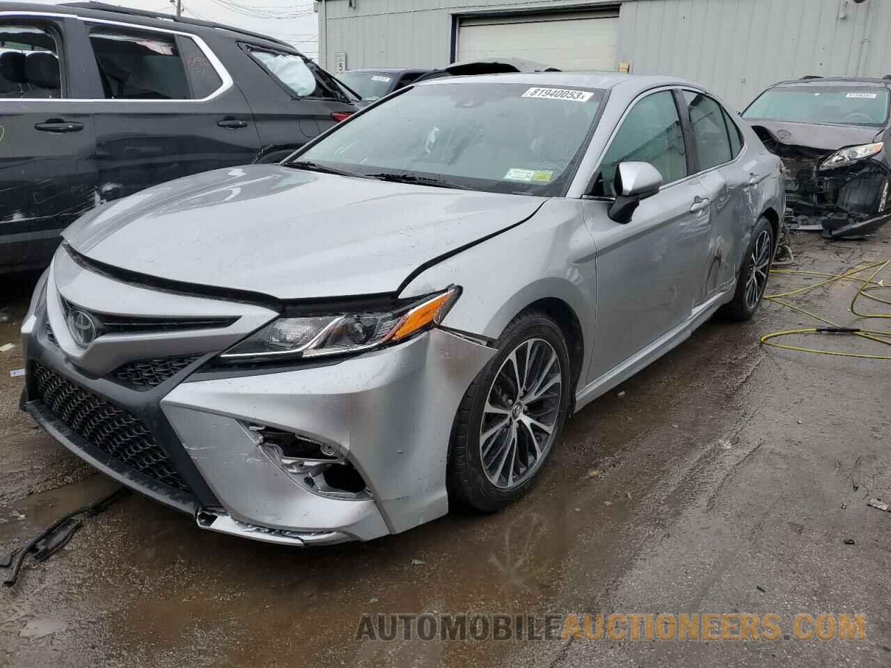 4T1B11HK7JU677487 TOYOTA CAMRY 2018