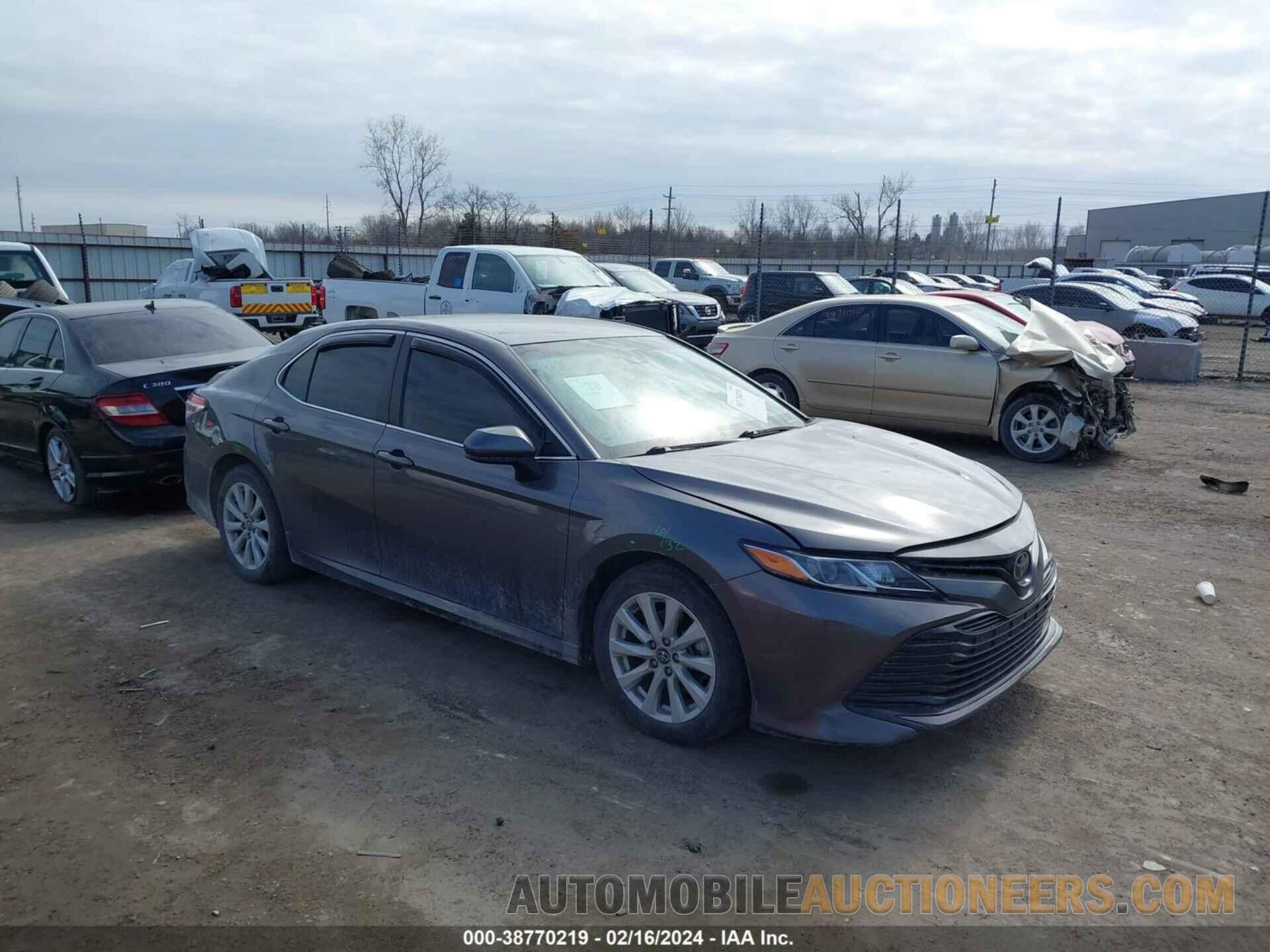 4T1B11HK7KU165181 TOYOTA CAMRY 2019