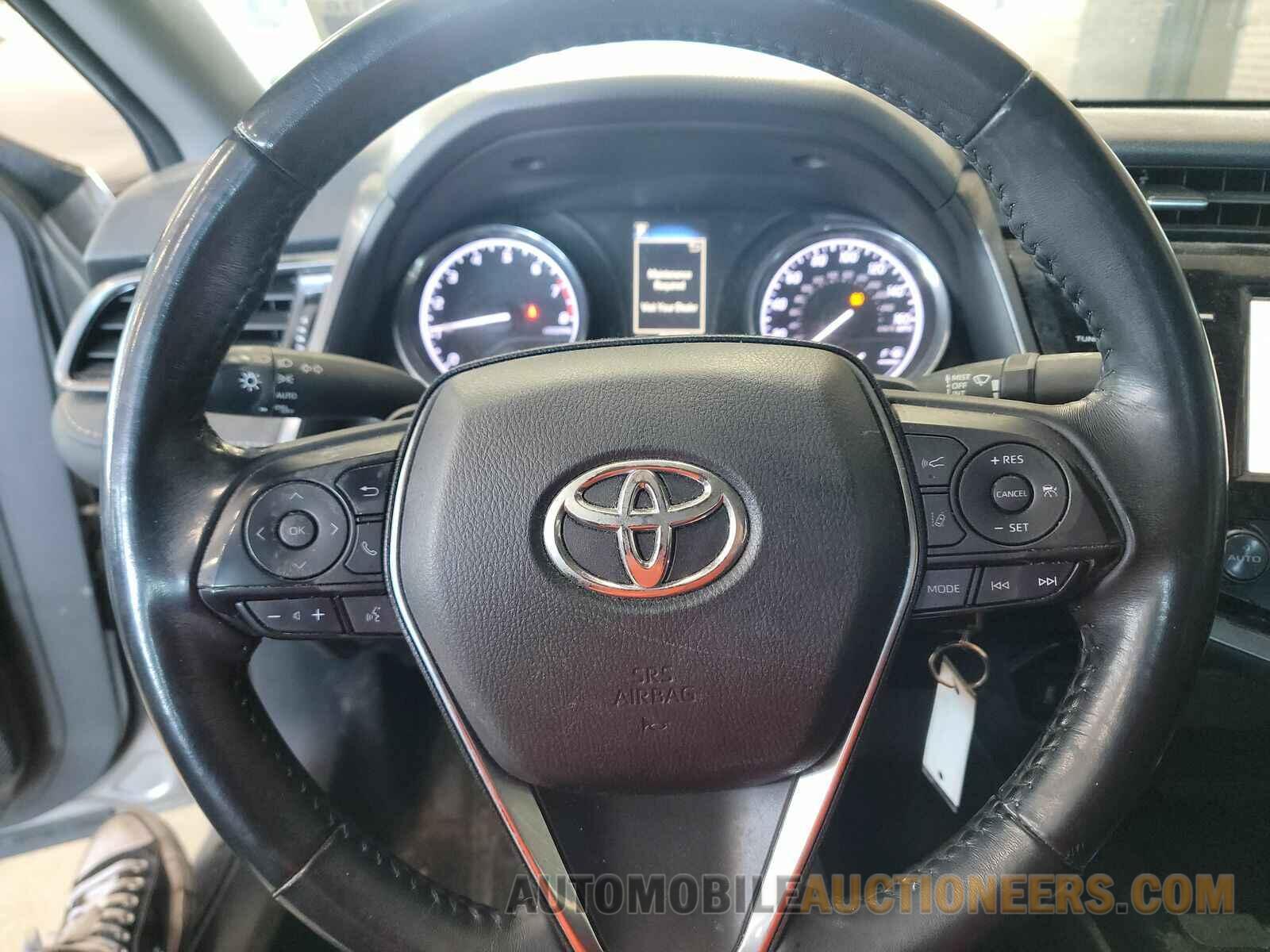 4T1B11HK7KU181302 Toyota Camry 2019