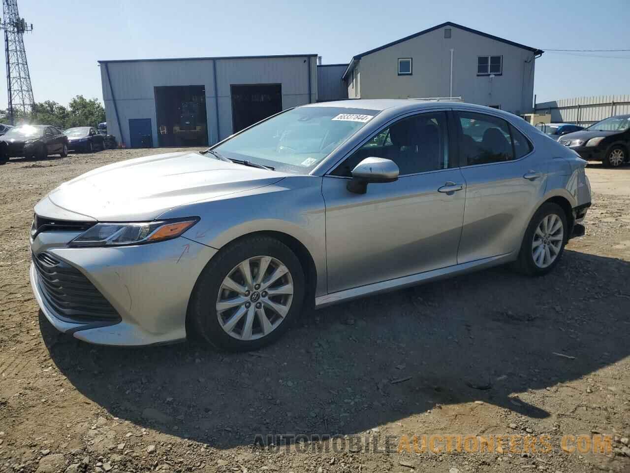 4T1B11HK7KU183082 TOYOTA CAMRY 2019