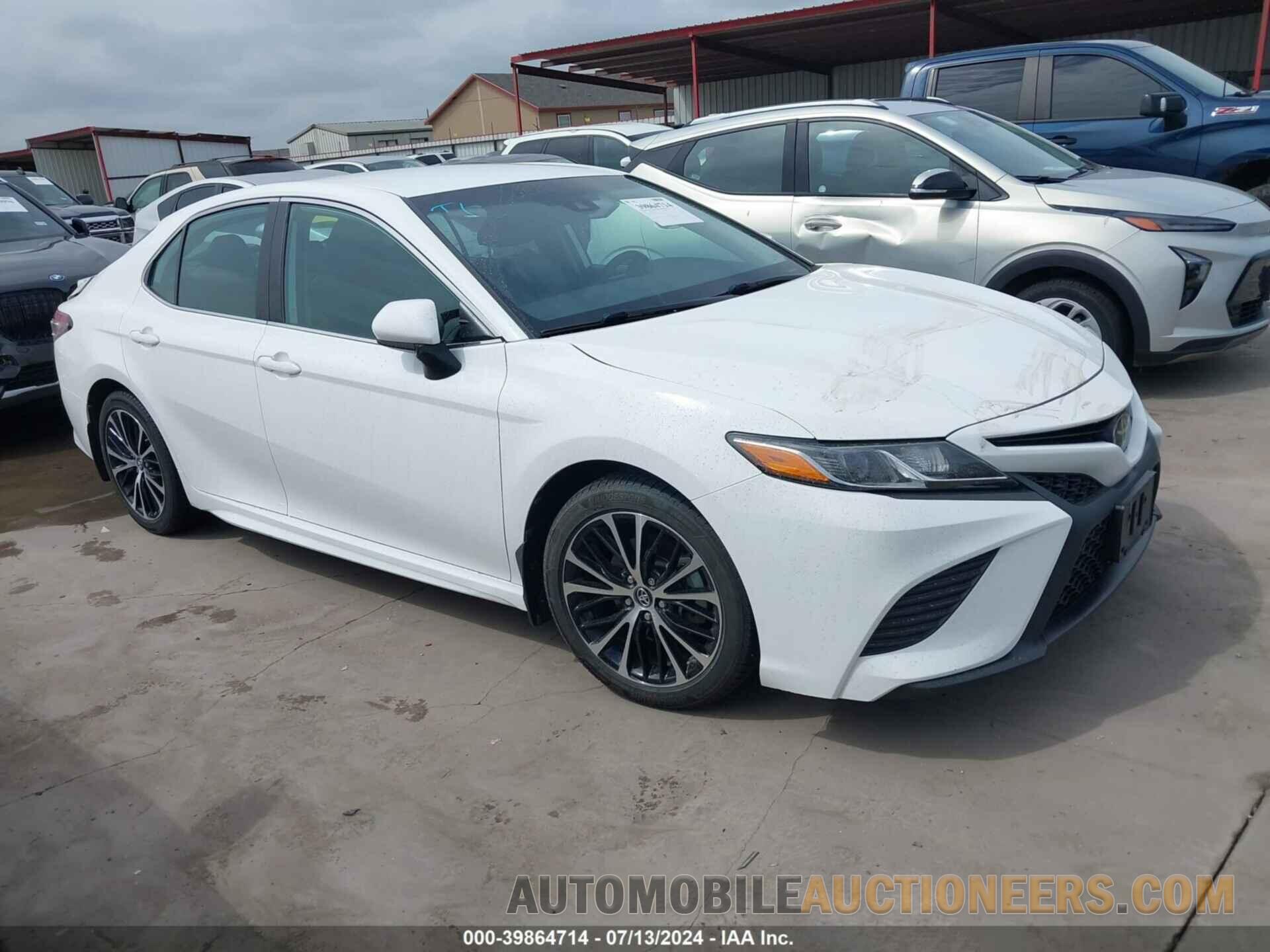 4T1B11HK7KU209812 TOYOTA CAMRY 2019