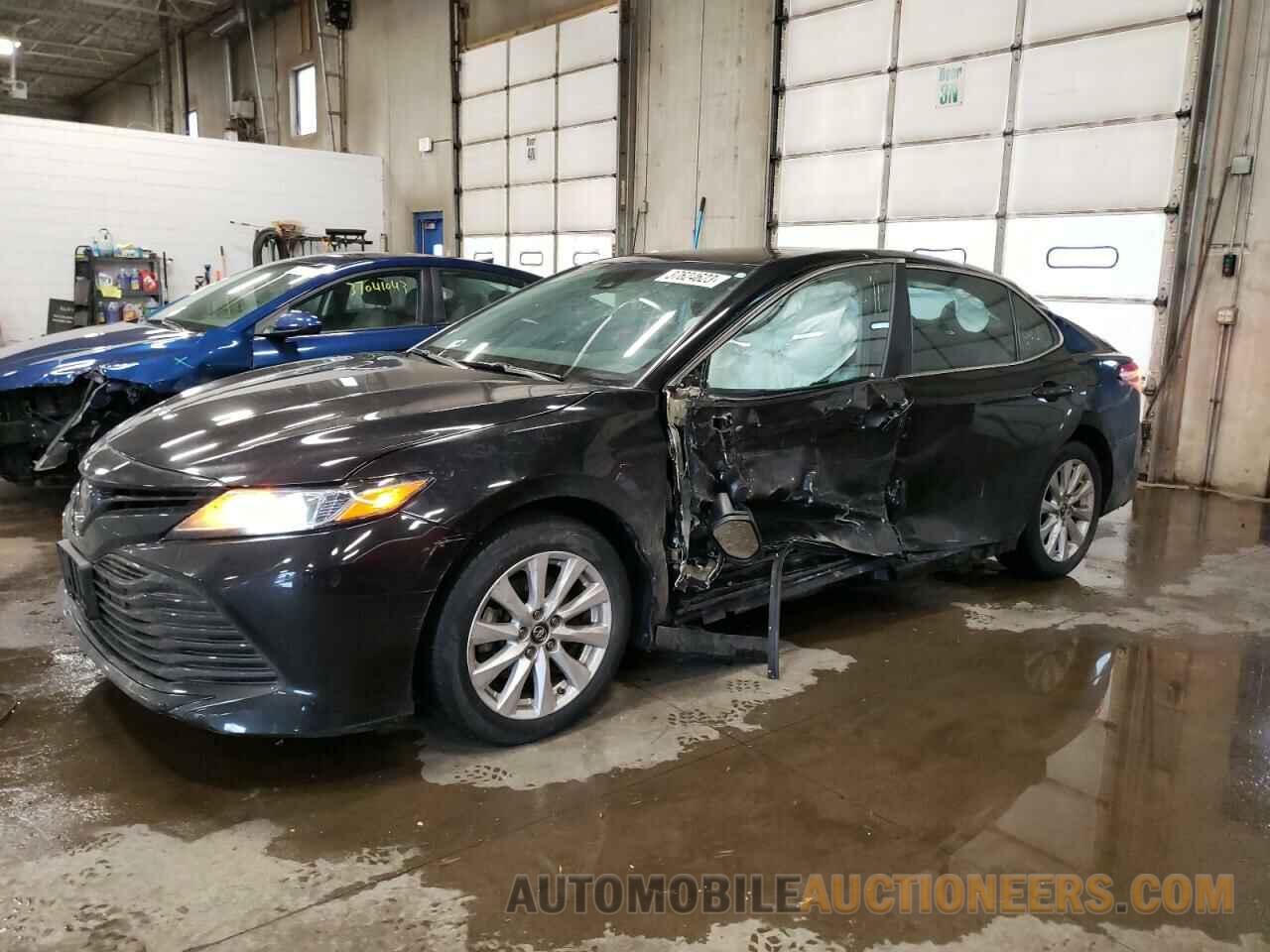 4T1B11HK7KU224424 TOYOTA CAMRY 2019