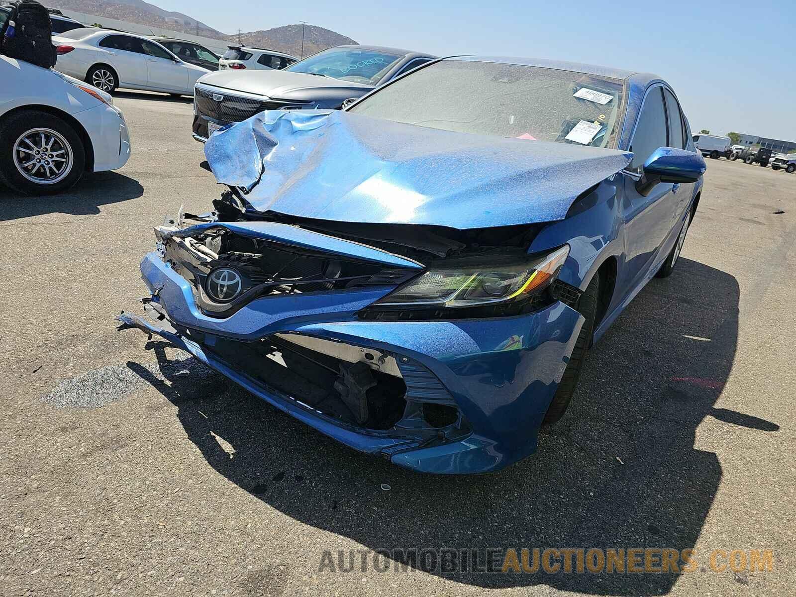 4T1B11HK7KU236055 Toyota Camry 2019