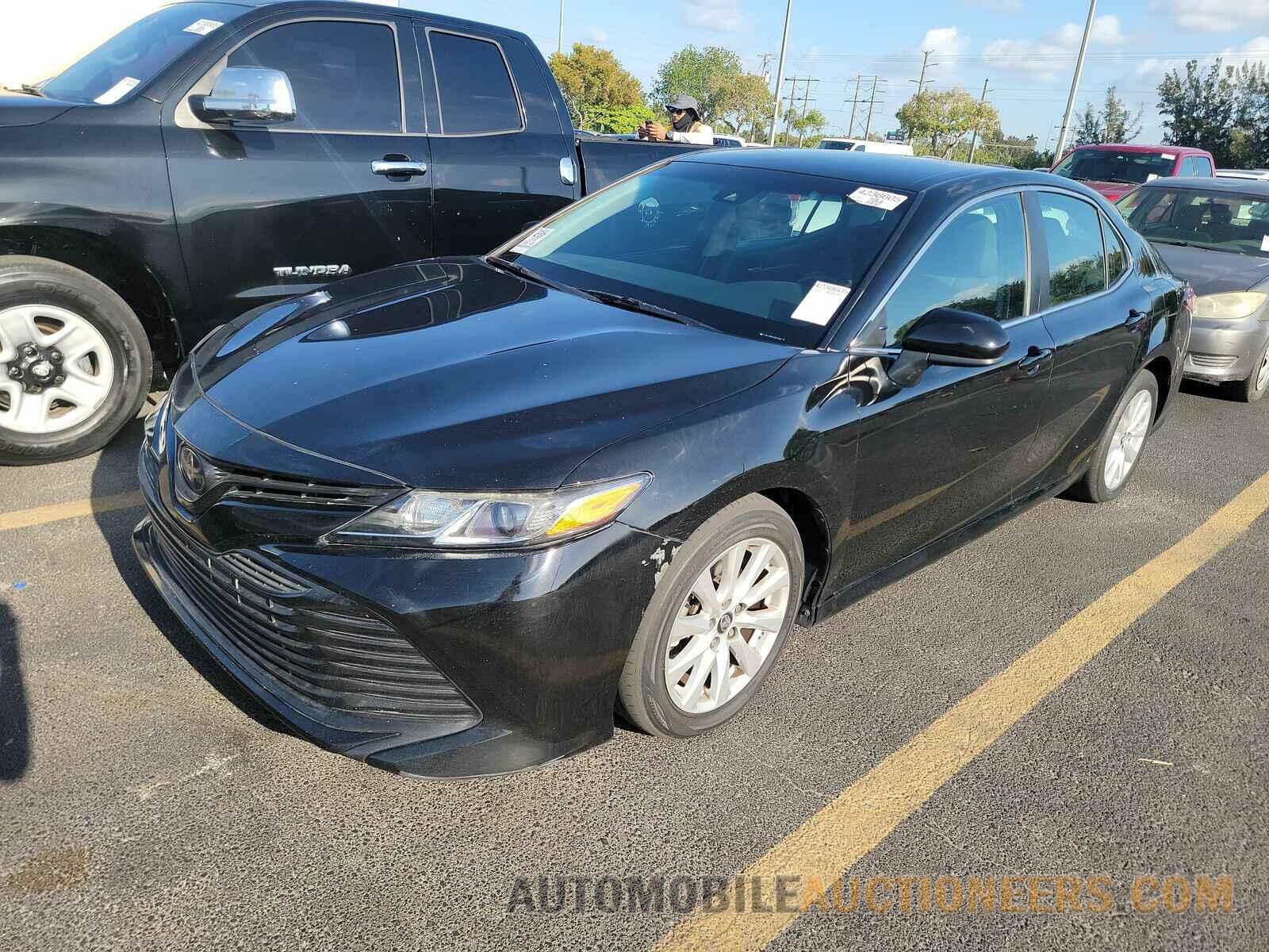 4T1B11HK7KU251512 Toyota Camry 2019