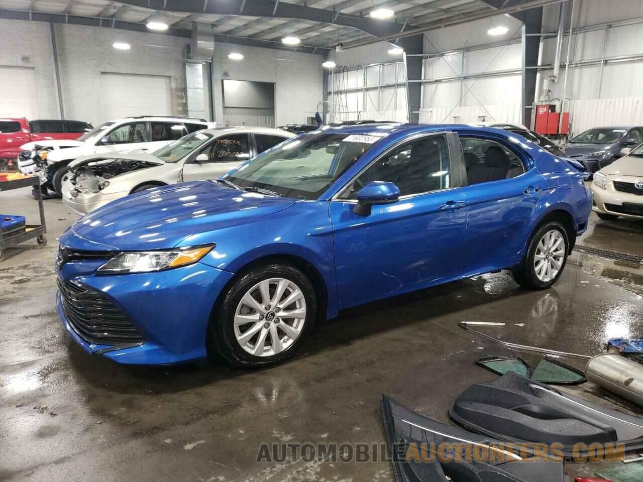 4T1B11HK7KU266608 TOYOTA CAMRY 2019