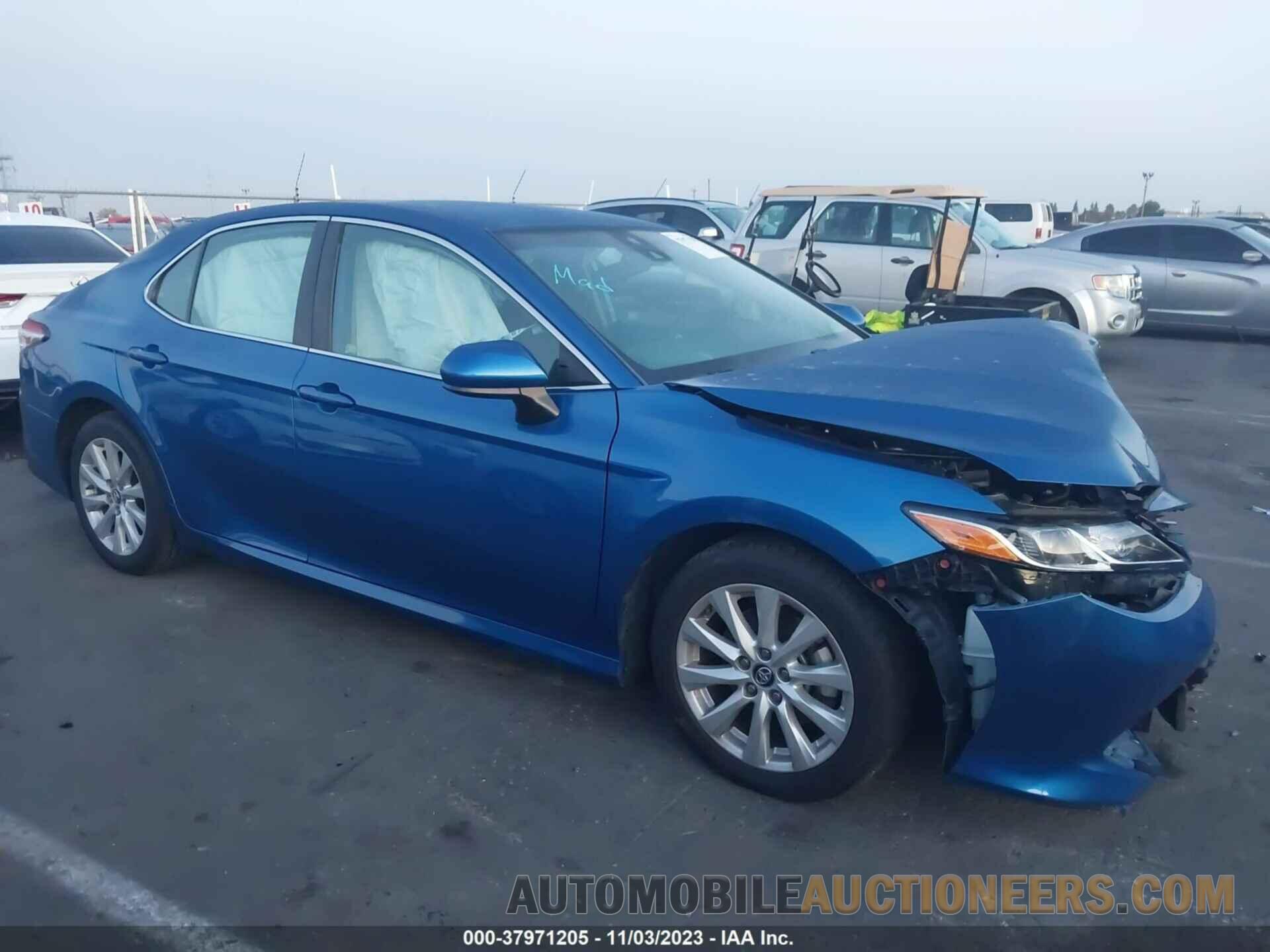 4T1B11HK7KU267077 TOYOTA CAMRY 2019