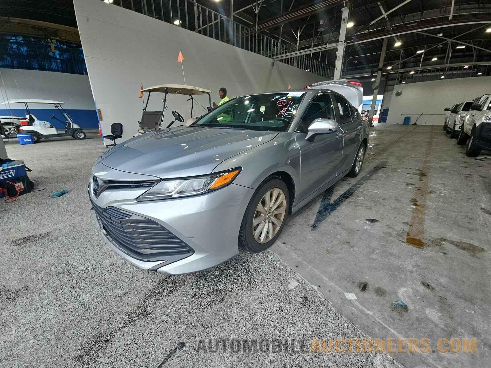 4T1B11HK7KU269430 Toyota Camry 2019