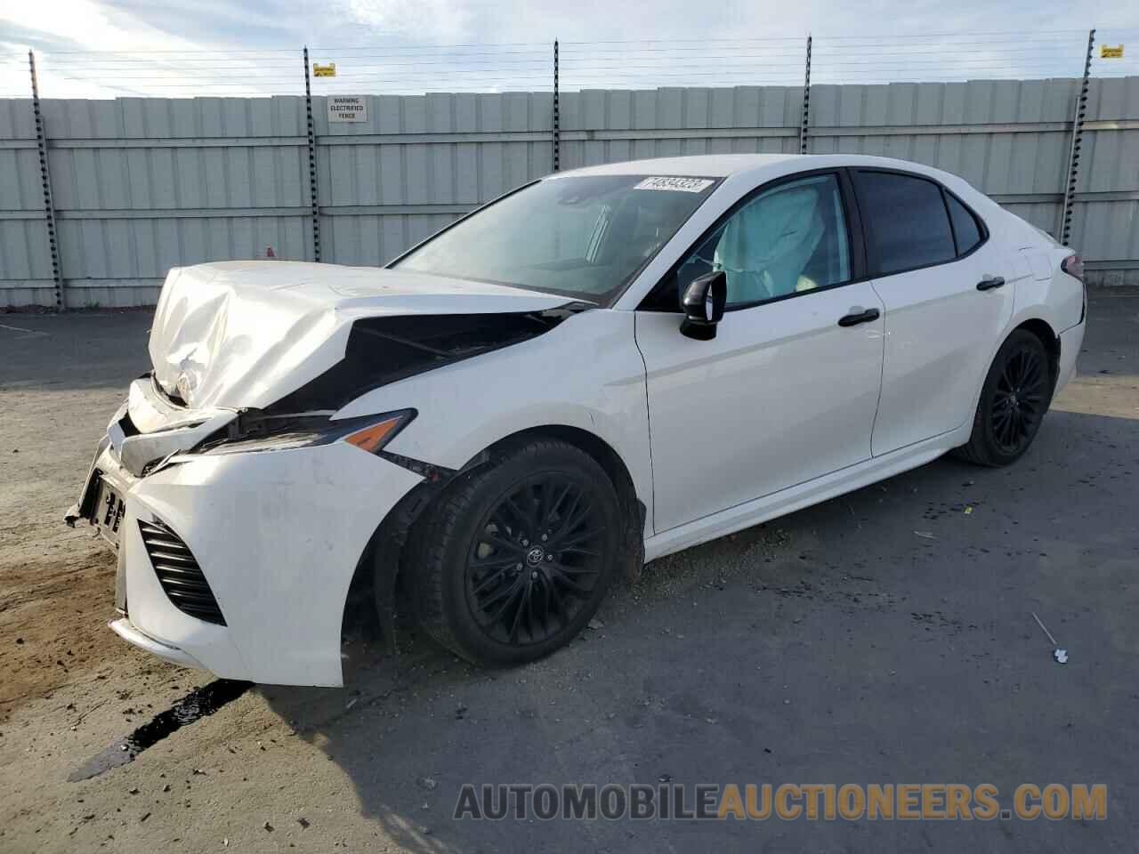 4T1B11HK7KU290875 TOYOTA CAMRY 2019