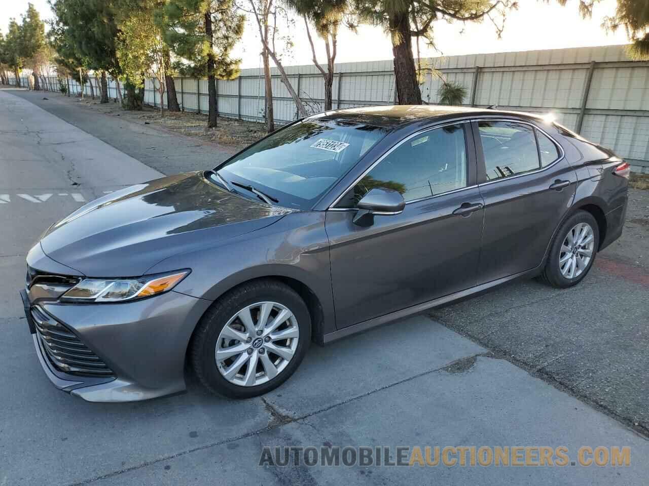 4T1B11HK7KU683498 TOYOTA CAMRY 2019