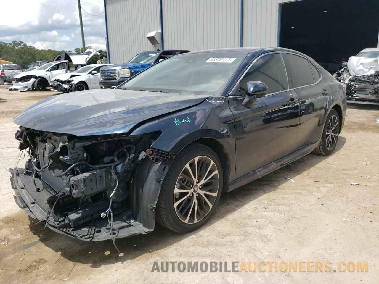 4T1B11HK7KU699975 TOYOTA CAMRY 2019