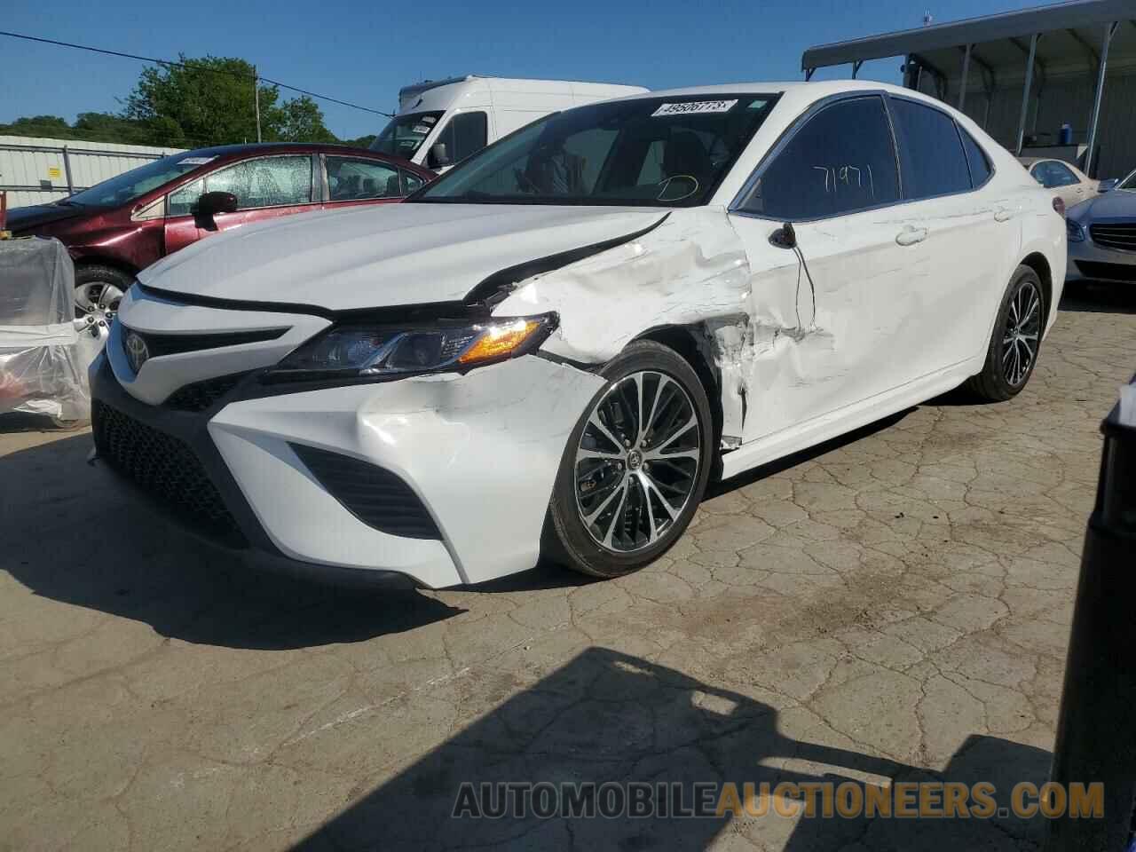 4T1B11HK7KU720632 TOYOTA CAMRY 2019