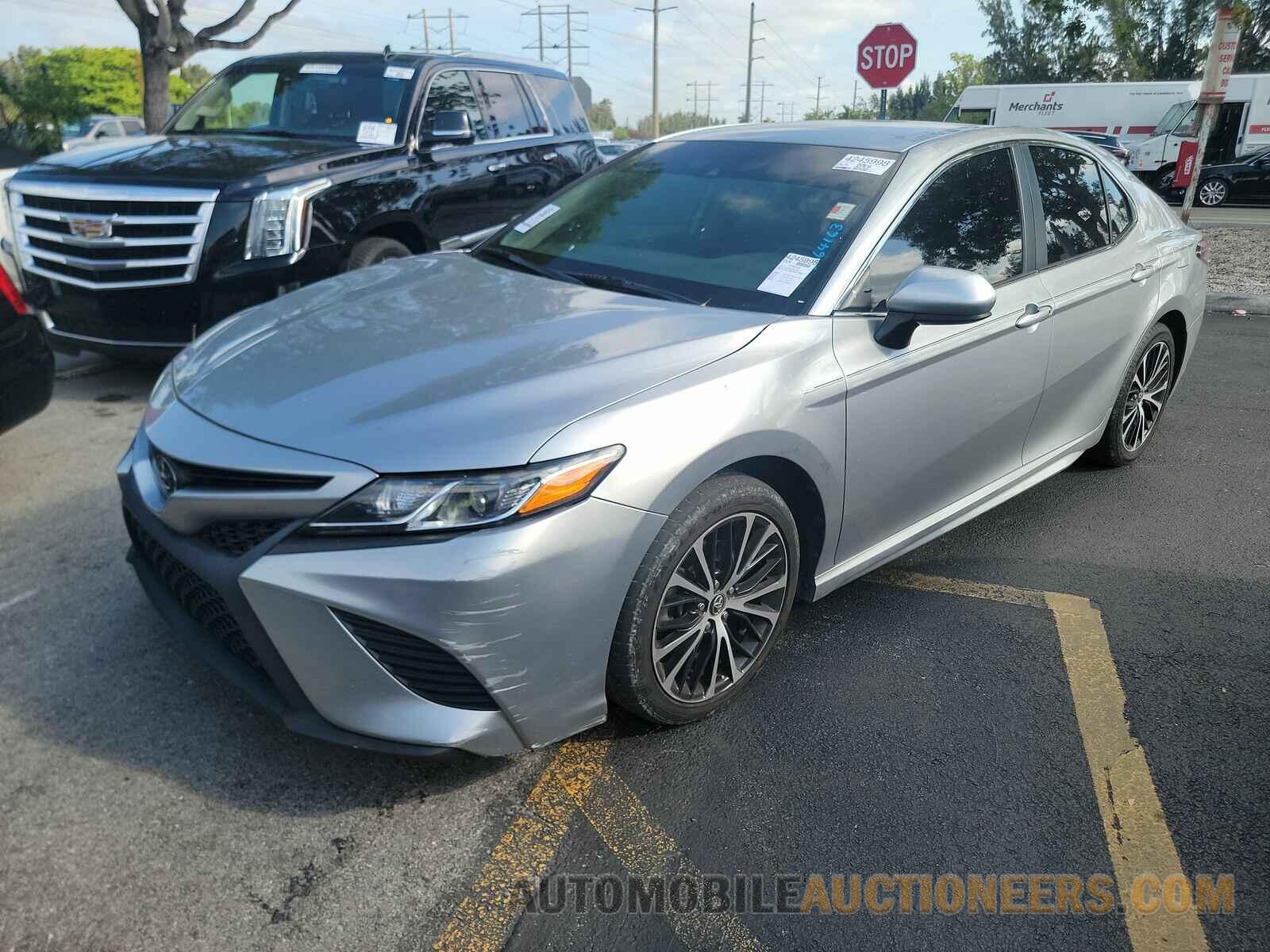 4T1B11HK7KU779521 Toyota Camry 2019