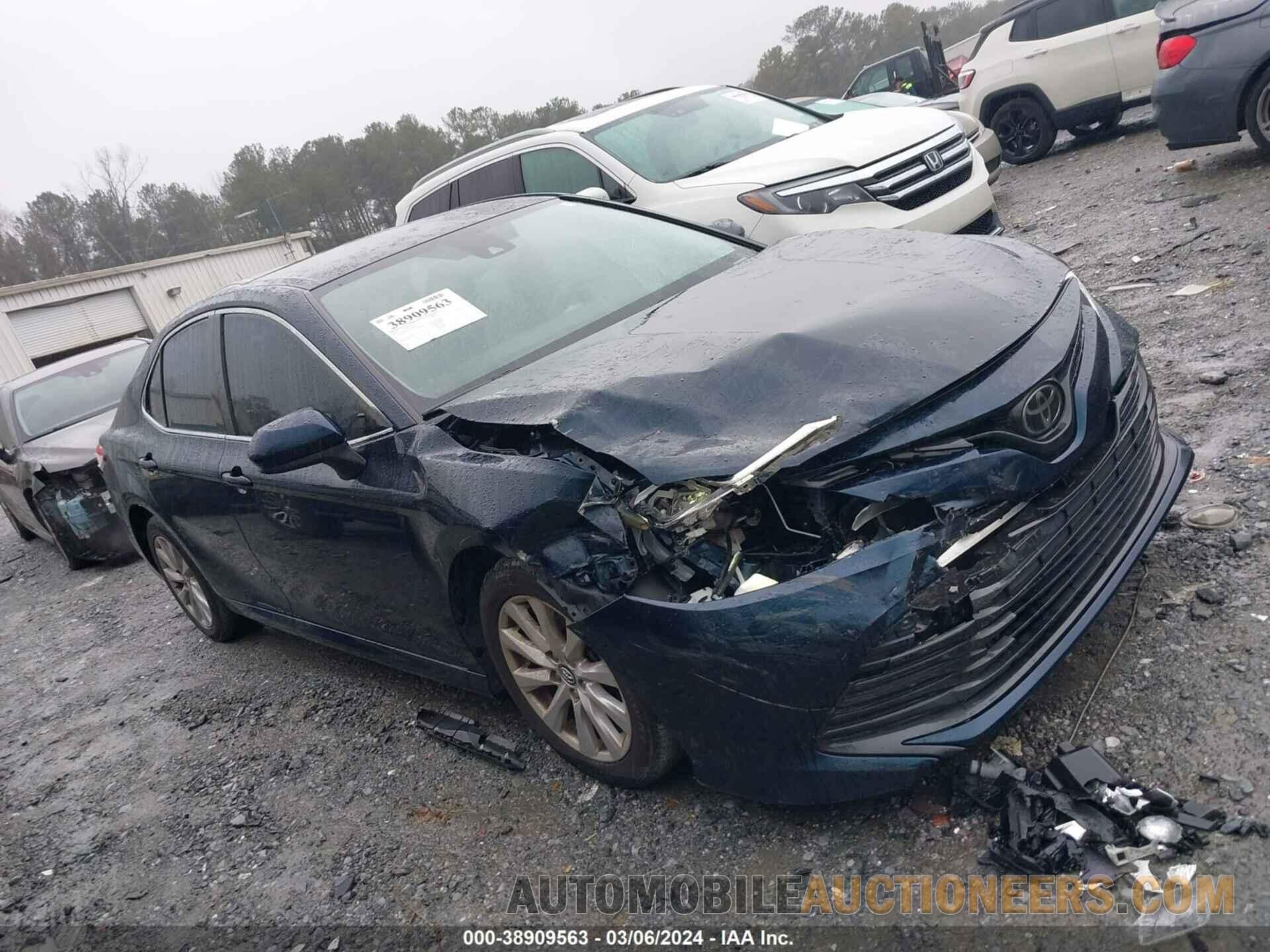 4T1B11HK7KU800108 TOYOTA CAMRY 2019