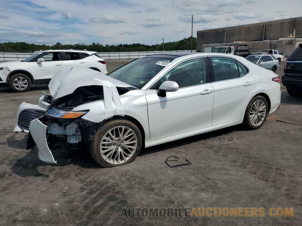 4T1B11HK7KU818978 TOYOTA CAMRY 2019