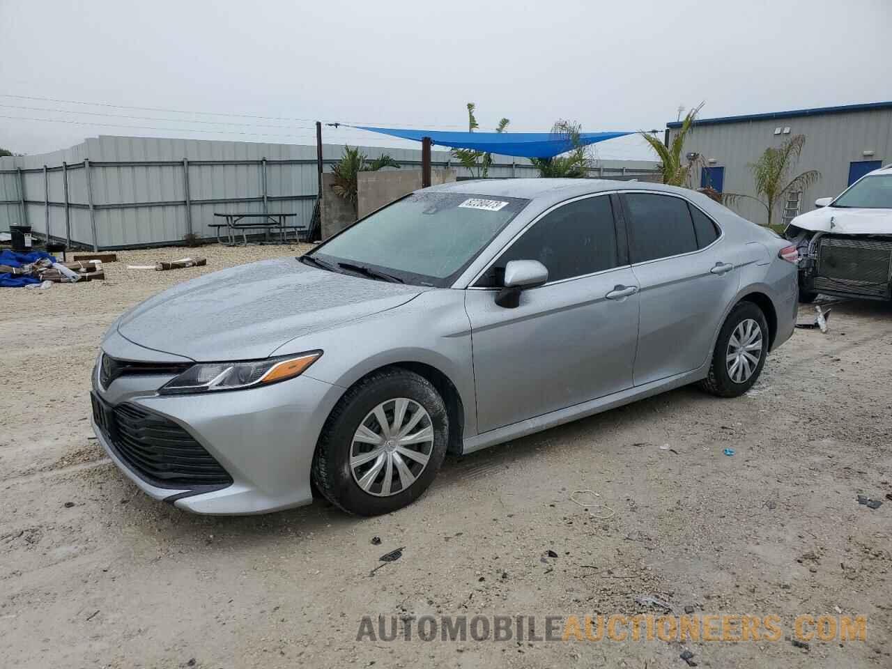 4T1B11HK7KU831813 TOYOTA CAMRY 2019