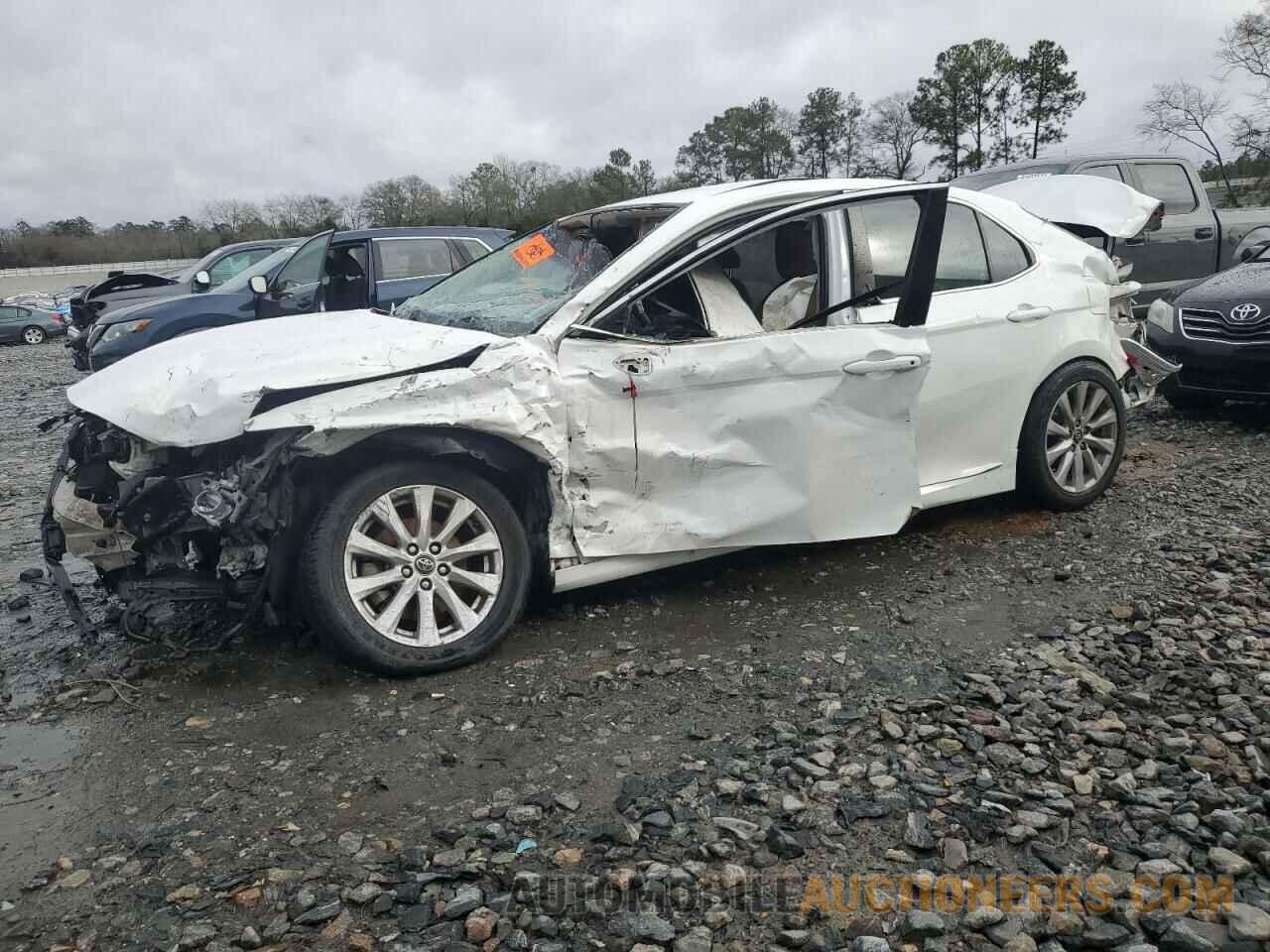 4T1B11HK7KU838387 TOYOTA CAMRY 2019