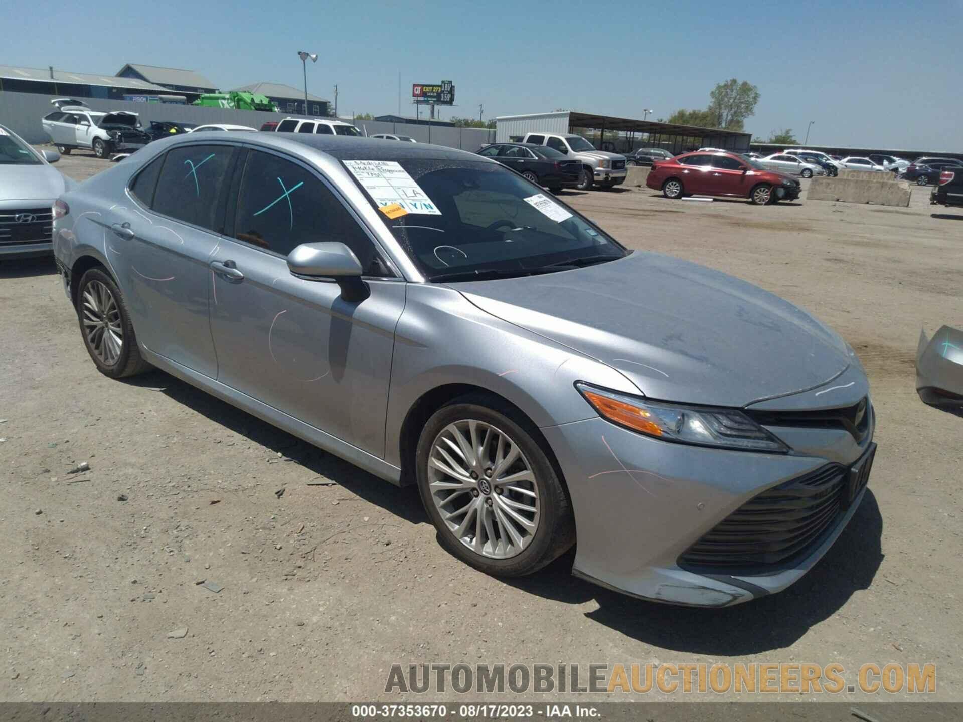 4T1B11HK8JU026689 TOYOTA CAMRY 2018