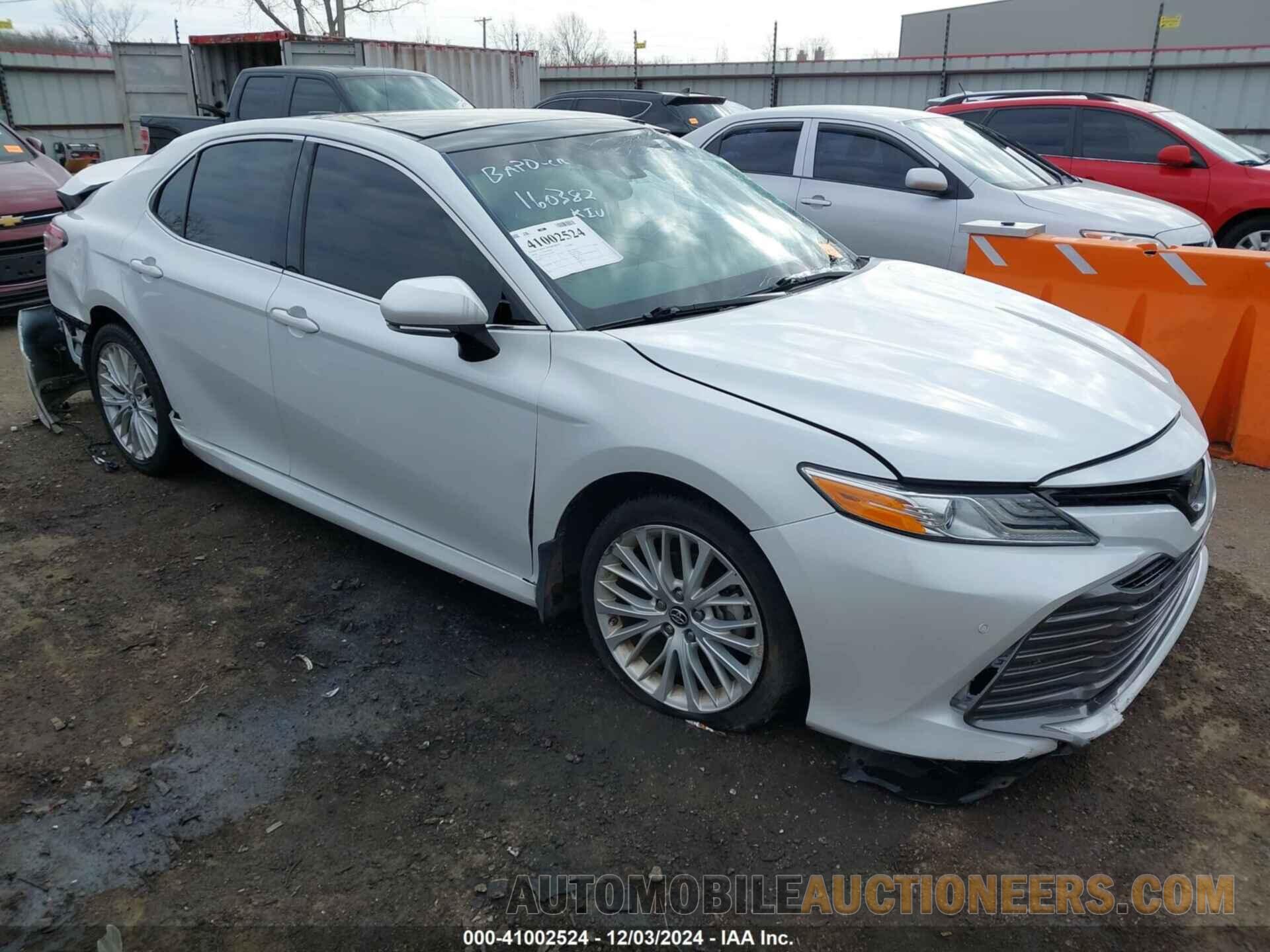 4T1B11HK8JU081580 TOYOTA CAMRY 2018