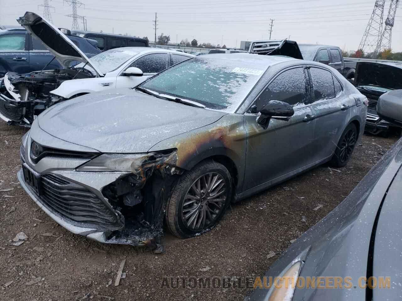 4T1B11HK8JU088254 TOYOTA CAMRY 2018