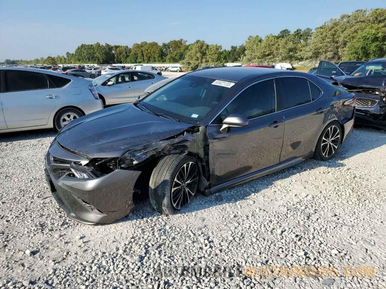 4T1B11HK8JU094278 TOYOTA CAMRY 2018